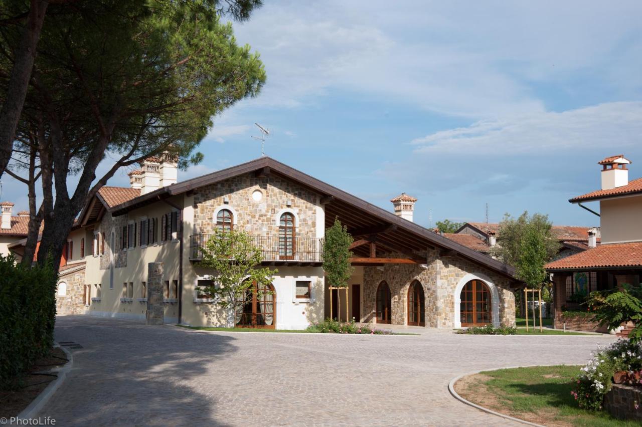 Wine Resort Luisa Mariano del Friuli Eksteriør billede